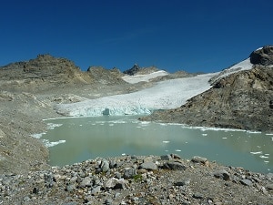 La fonte des glaciers des Alpes crée des lacs ! Maigre consolation.