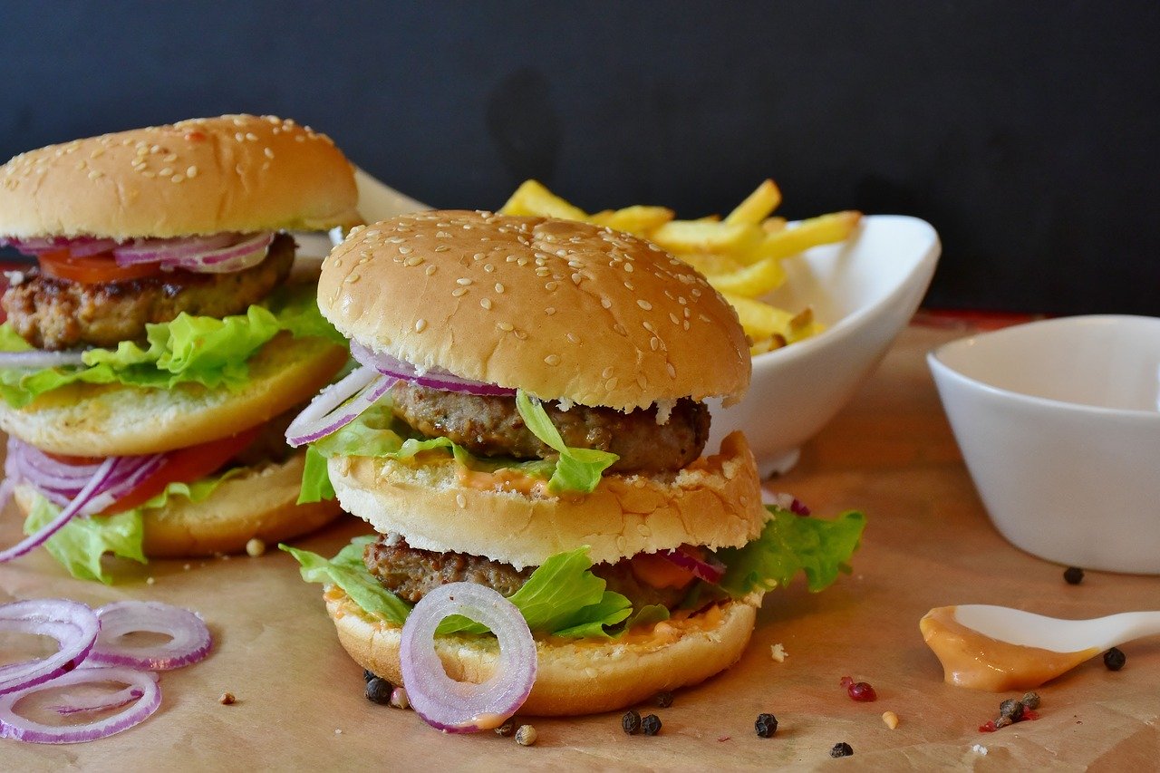 Et si la malbouffe expliquait beaucoup la progression du coronavirus?