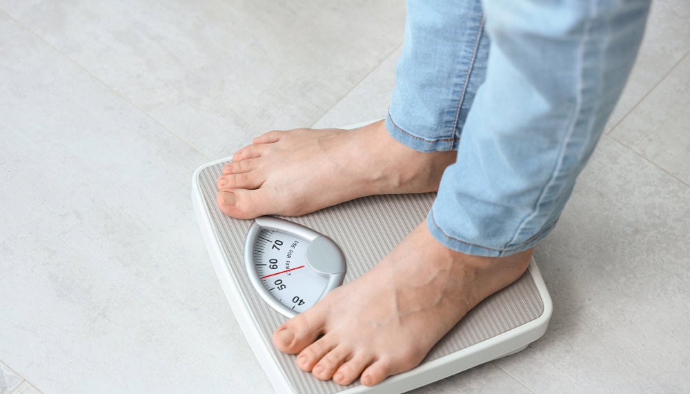 Perte de poids et enzymes digestives : faut-il miser sur la bromélaïne pour soutenir son amincissement ?